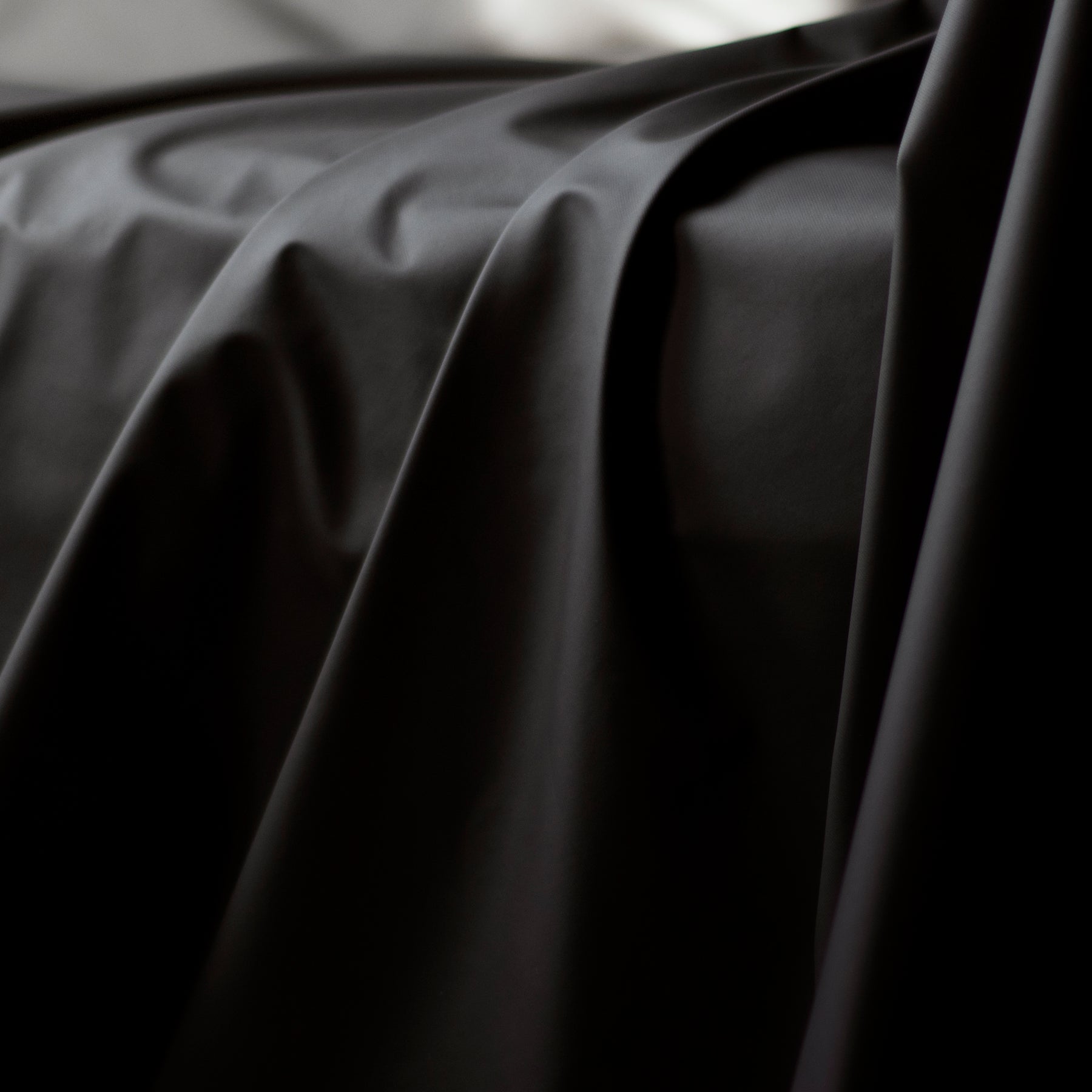 SHEETS OF SAN FRANCISCO Throw - Haus of Montagu